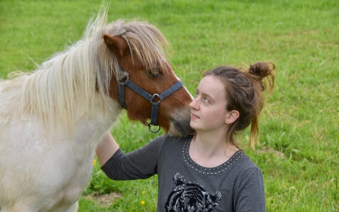 Equinoterapia: la importancia de los caballos en las terapias infantiles
